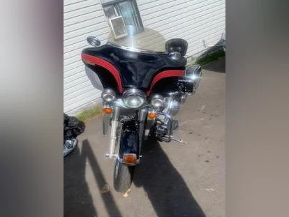 Harley Davidson 2001 - FLHT thumbnail 3