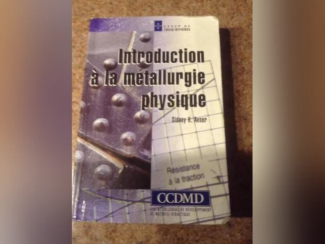 Livres universitaire voir photos thumbnail 2
