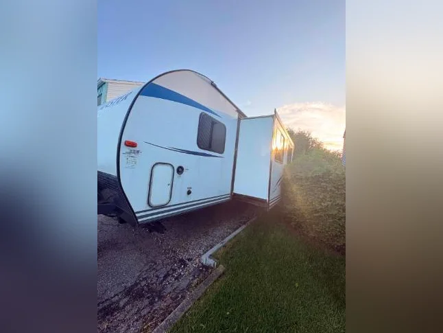 Roulotte Gulfstream Trailmaster 2019- 28 pied thumbnail 3