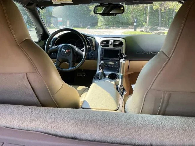 2005 Corvette Z51 Immaculate Condition (CARFAX ONLY) thumbnail 10