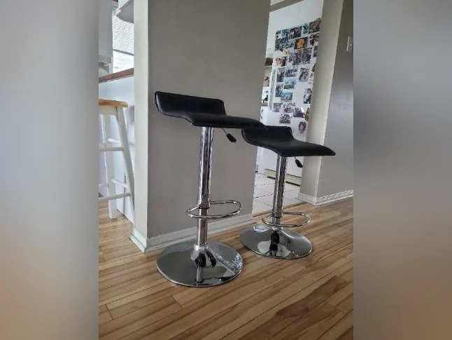 Tabourets de bar ajustables