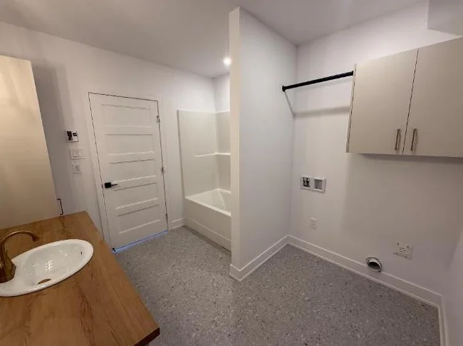 Logement neuf 3 chambres à louer Val-des-Monts thumbnail 6
