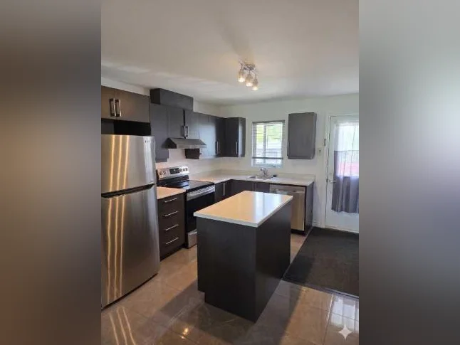 5 1/2 à louer – Shawinigan-Sud (quartier des « D ») – Garage inclus