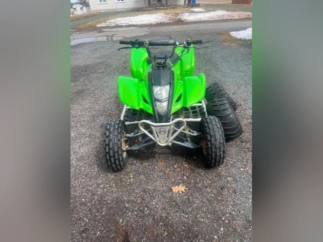 Quad Kawasaki thumbnail 2