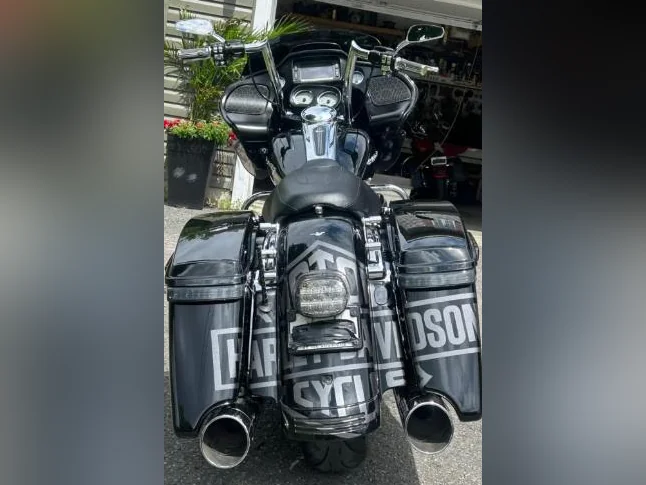 harley road glide 2017 thumbnail 3