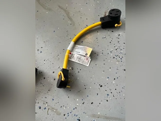 Ensemble de branchement électrique thumbnail 4