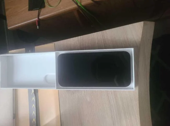 Brand new iphone 17 256gb black thumbnail 3