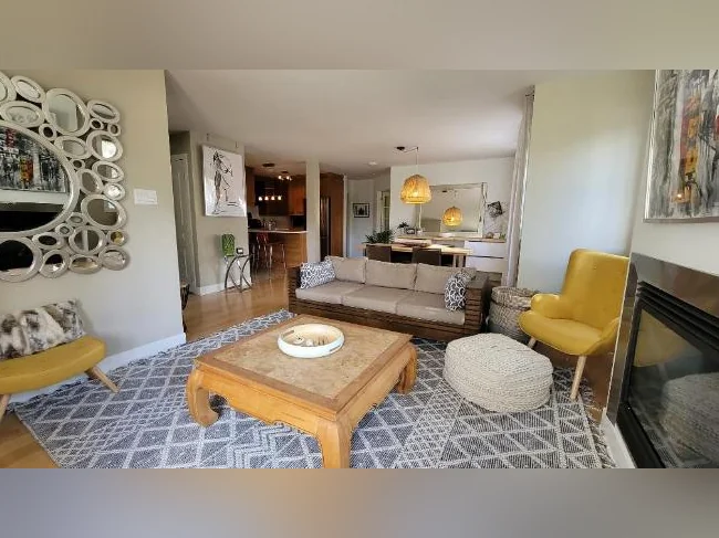 Condo 4 ½ lumineux avec accès à la piscine - Piedmont, Laurentides thumbnail 3