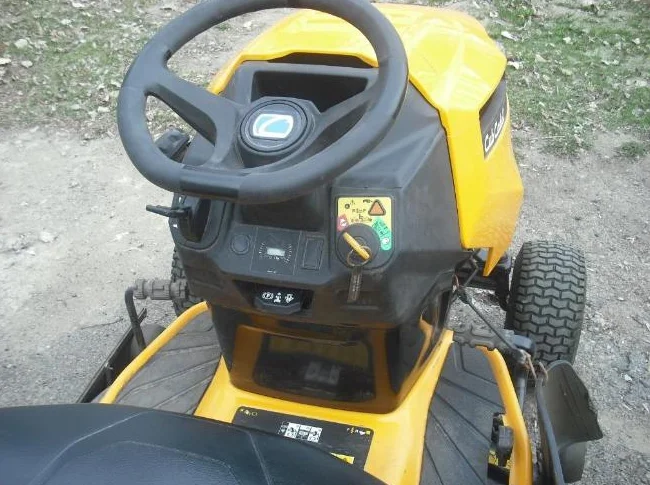 TRACTEUR À GAZON thumbnail 7