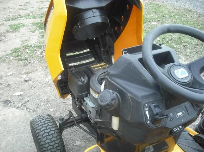 TRACTEUR À GAZON thumbnail 9