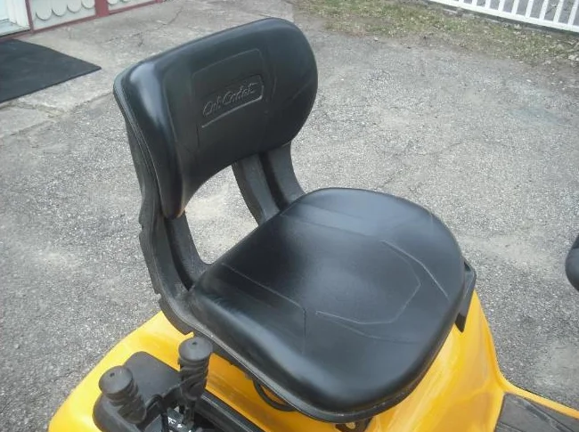 TRACTEUR À GAZON thumbnail 6