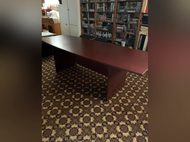 Table de conférence thumbnail 2