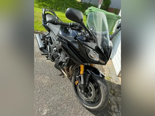 Yamaha FZ-8 en très bonne condition