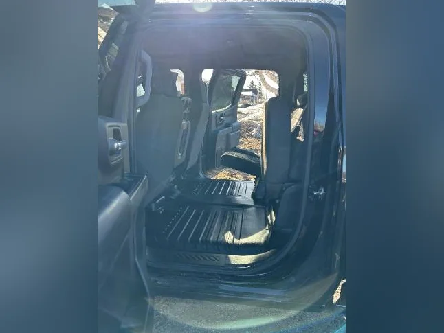 Chevrolet Silverado 1500 2023 thumbnail 6