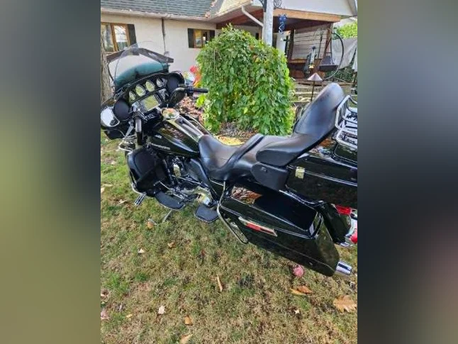 Moto Harley Davidson thumbnail 3