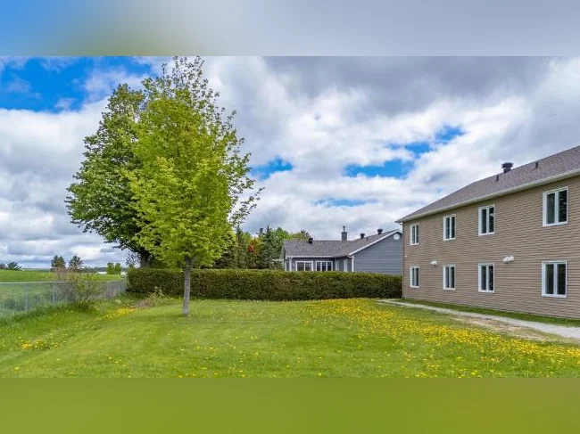 Logement 4 1/2 a louer a St-Pierre Baptiste thumbnail 10