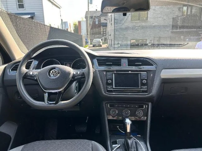 Tiguan Trendline thumbnail 6