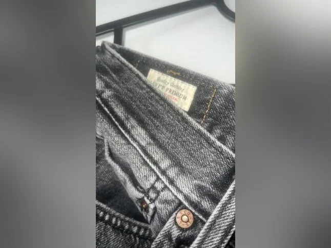 Short Levi's 502 thumbnail 2