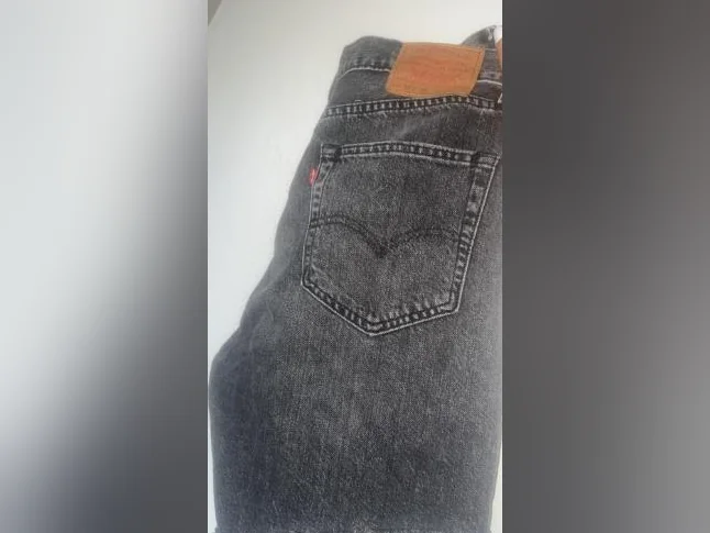 Short Levi's 502