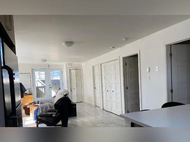 Superbe logement 4 1/2 à louer thumbnail 6