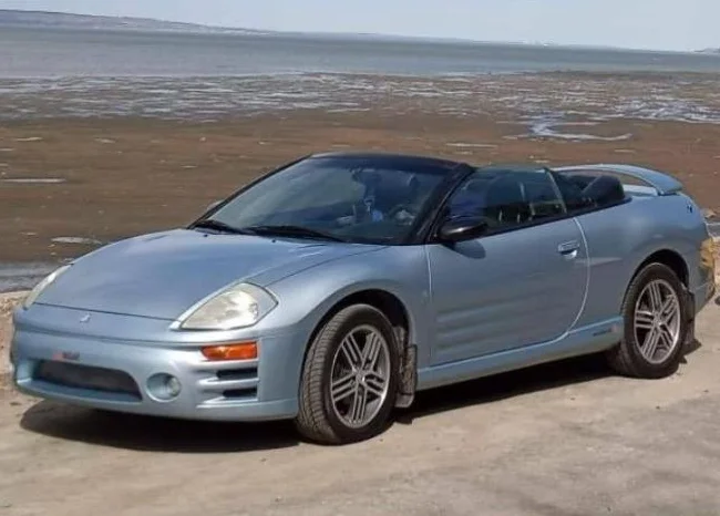 ÉCLIPSE SPYDER GT 2004