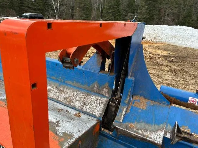 Processeur a bois à vendre thumbnail 9