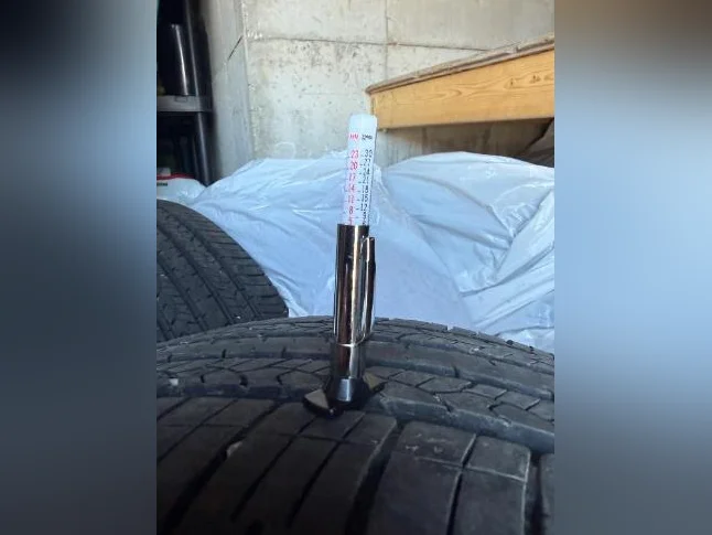 Pneus d'été 225/65R17