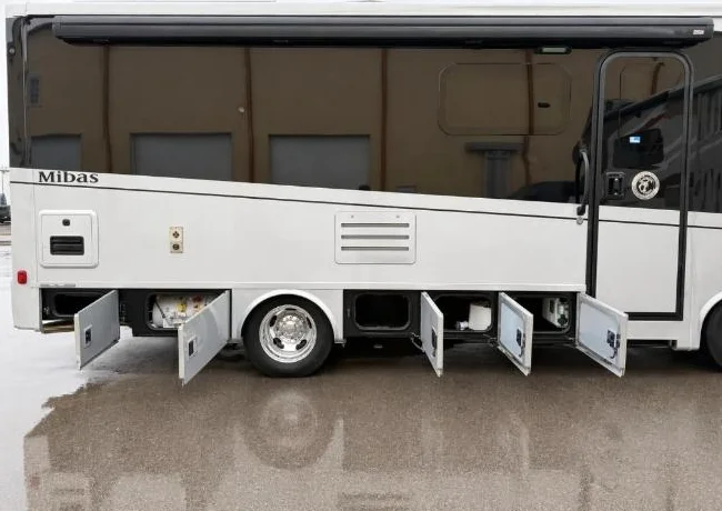 Tiffin Midas 24MT 2023 Superbe motorisé Classe B+ thumbnail 3