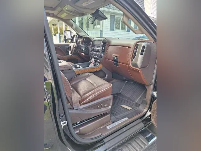 Chevrolet 3500 Silverado edition High Country 2019 a vendre thumbnail 10