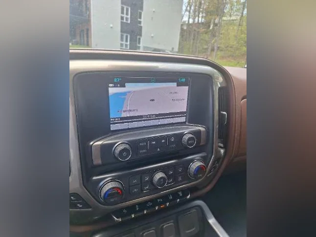 Chevrolet 3500 Silverado edition High Country 2019 a vendre thumbnail 9