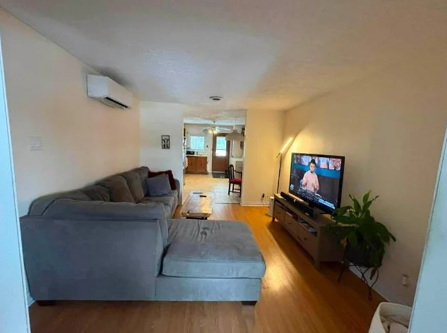 4½ + mezzanine à louer 1er juillet | Animaux OK | Stationnement incl. | 1 540$/mois thumbnail 2