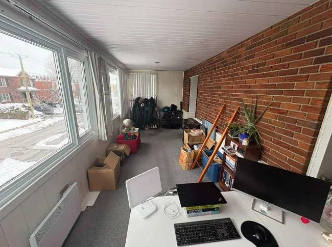 4½ + mezzanine à louer 1er juillet | Animaux OK | Stationnement incl. | 1 540$/mois thumbnail 3
