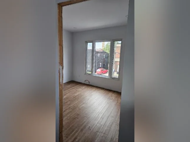 Logement 4 1/2 entièrement rénové Granby thumbnail 8