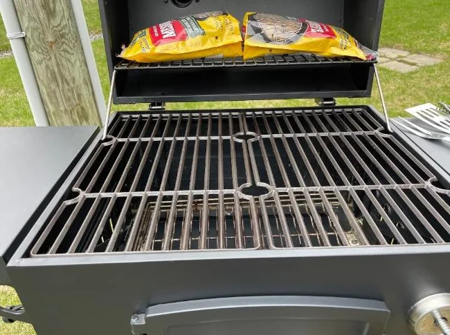BBQ au charbon thumbnail 6
