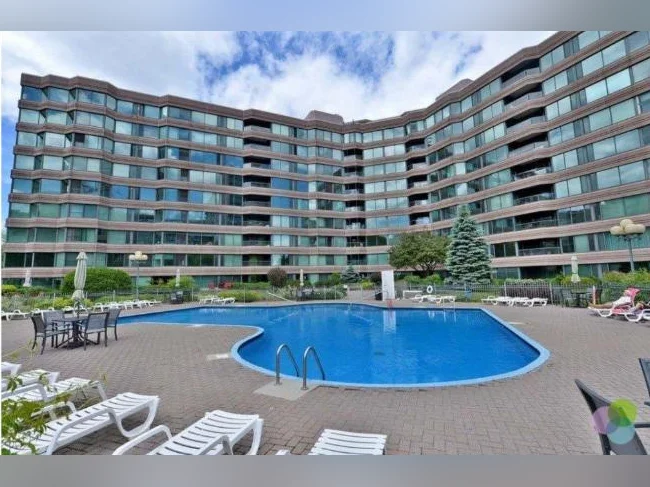 CONDO 4 1/2 thumbnail 7