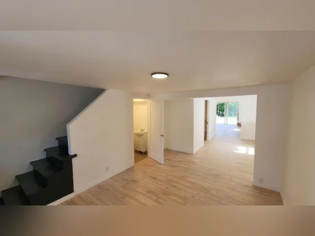 Grand 5 1/2 (maison de ville) – Salaberry-de-Valleyfield (RÉNOVÉ)