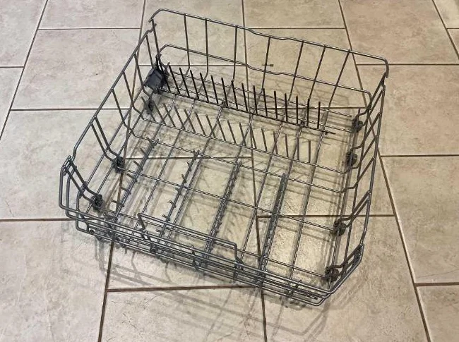 Panier de lave-vaisselle Bosch en parfait état!