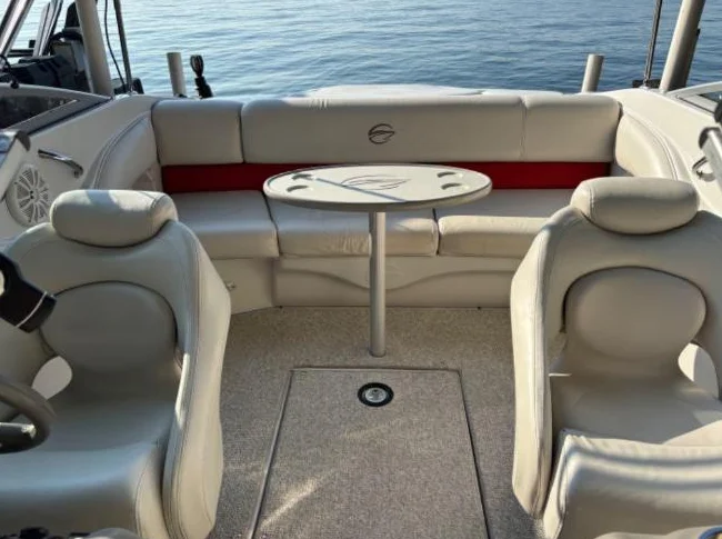 Bateau Crownline 210 LS, 2006 thumbnail 2
