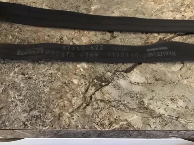 Chambre à air Pirelli Presta neuve 43 mm ou 32/40-622.