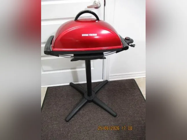 Four charcoal George Foreman de très bonne qualité - n`a jamais été utilisé thumbnail 9