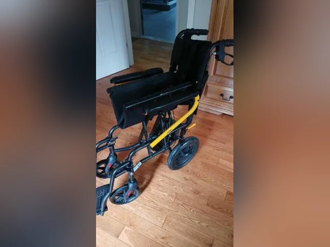 Medical: Chaise de transport Mobb thumbnail 2