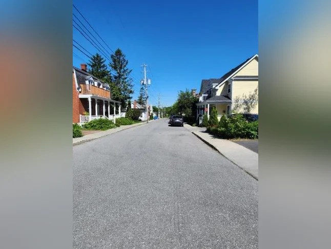 À louer – 5 ½ au 2e étage d’un triplex – Vieux-Mont-Saint-Hilaire 1 700 $ par mois thumbnail 5