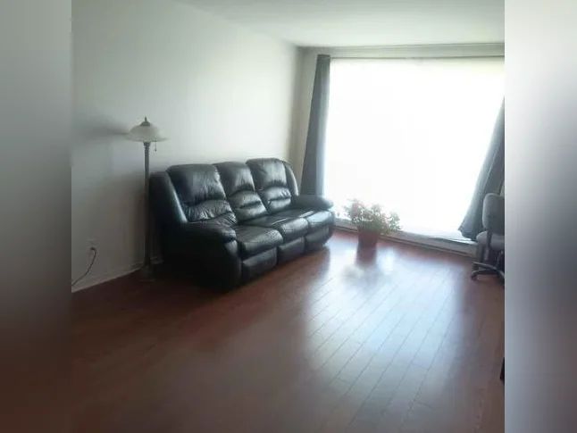 Appartement 3 1/2 Lebourneuf,Picine, Ascenseur,2,e étages(1112$) thumbnail 9