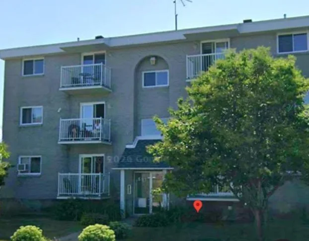 Logement 4/12 à louer