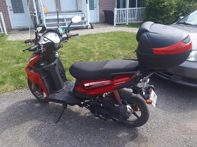 Moto 50 cc a vendre ou a echanger thumbnail 5