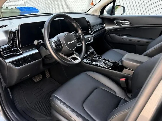 TRANSFERT DE LOCATION / REPRISE DE BAIL. KIA Sportage EX 2023 thumbnail 3
