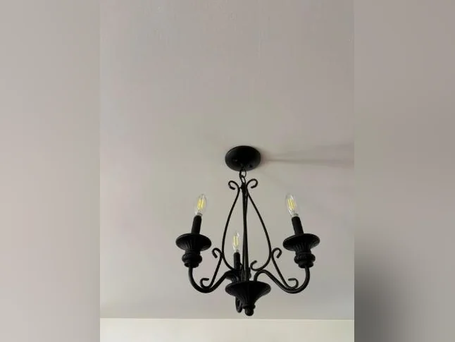 6 luminaires pour 200$