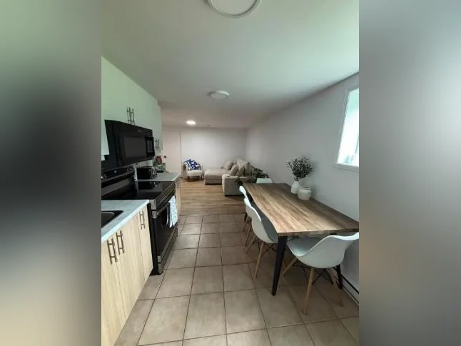 logement 1 chambre (3 1/2) à Saint-Basile-Le-Grand thumbnail 2