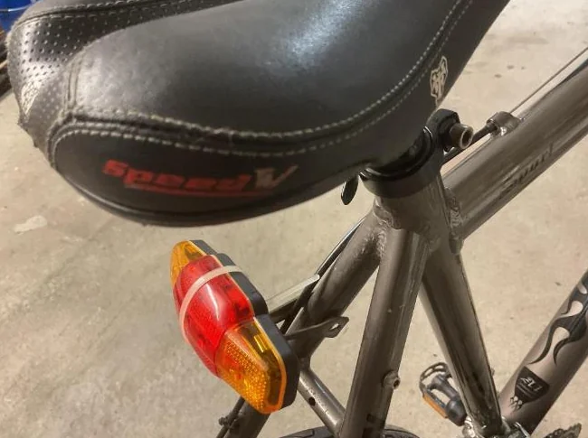 Vélo de route hardrock Specializer sport 24 vitesses thumbnail 7
