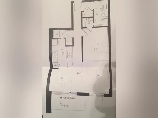 Condo3 1/2 Griffintown stationnement disponible -un mois gratuit bail 2 ans juillet 2026 thumbnail 10